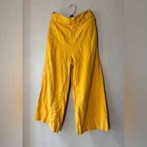 Madewell Casual  Capri Yellow Pants Flare Wide legs Small